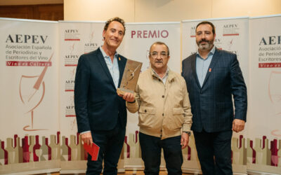 Premio AEPEV al Mejor Escritor y Comunicador de Vinos 2023: Las Letras y la Cultura del Vino Brillan en la Cena de la Comunicación de la AEPEV